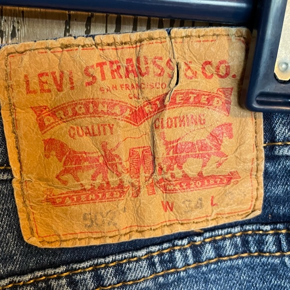 Levi's Other - Levi’s Mens 502 34x32 Medium Wash Jeans